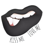 KISS ME LOVE ME