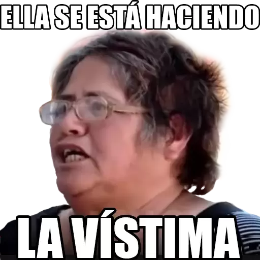 Ella se está haciendo la víctima Sticker de WhatsApp DescargarStickers